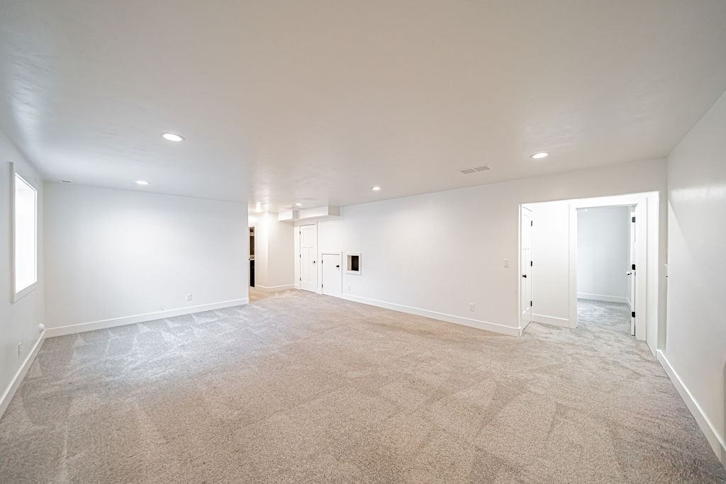 3258 Harlow Dr - Photo 5 of 13