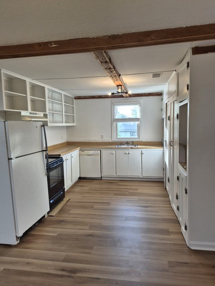 10611 W Manslick Rd - Photo 4 of 11