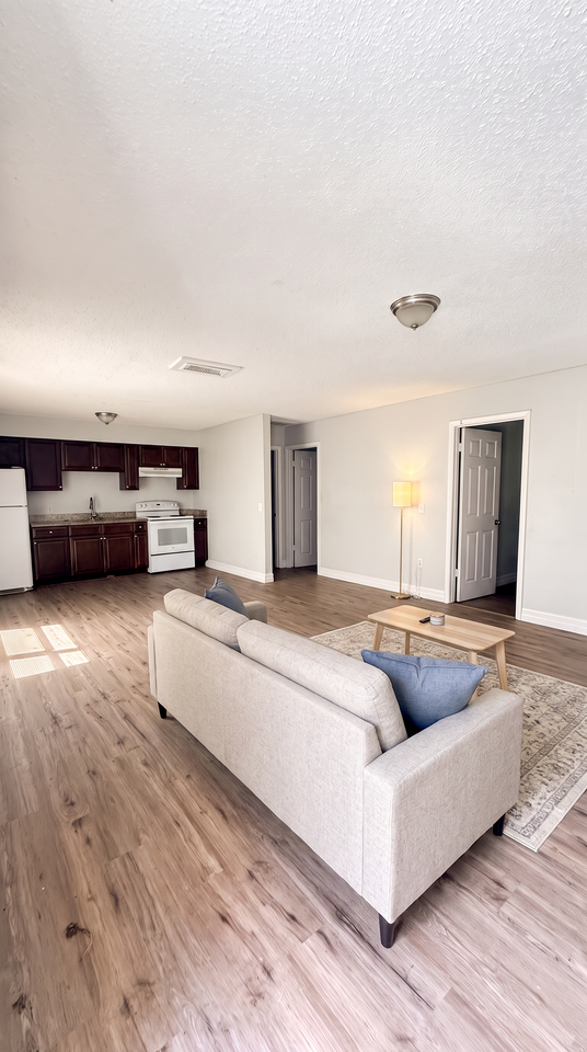 1105 Old South Dr #A - Photo 3 of 11