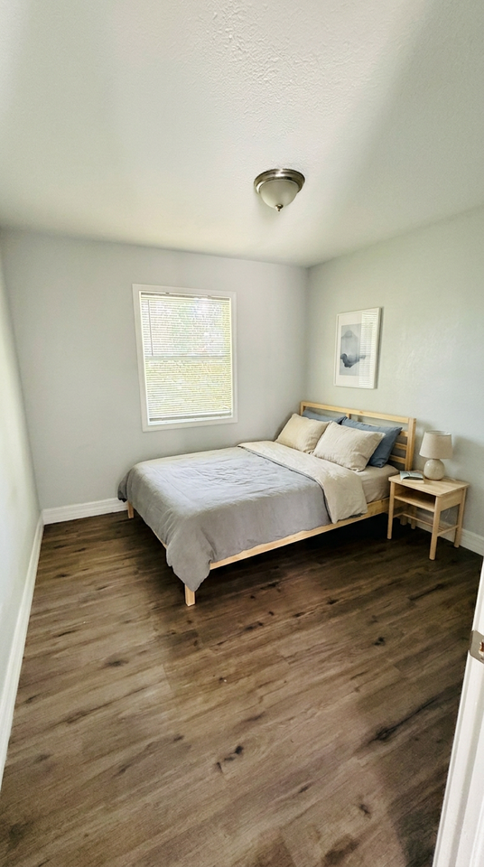 1105 Old South Dr #A - Photo 5 of 11
