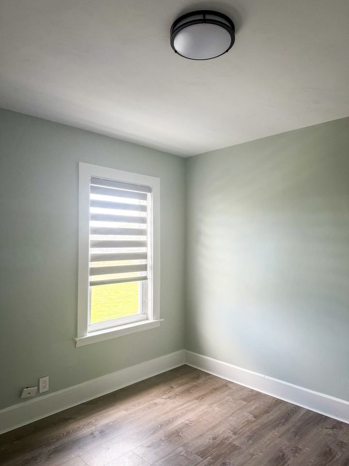 4 Fairbanks St #2 - Photo 5 of 23