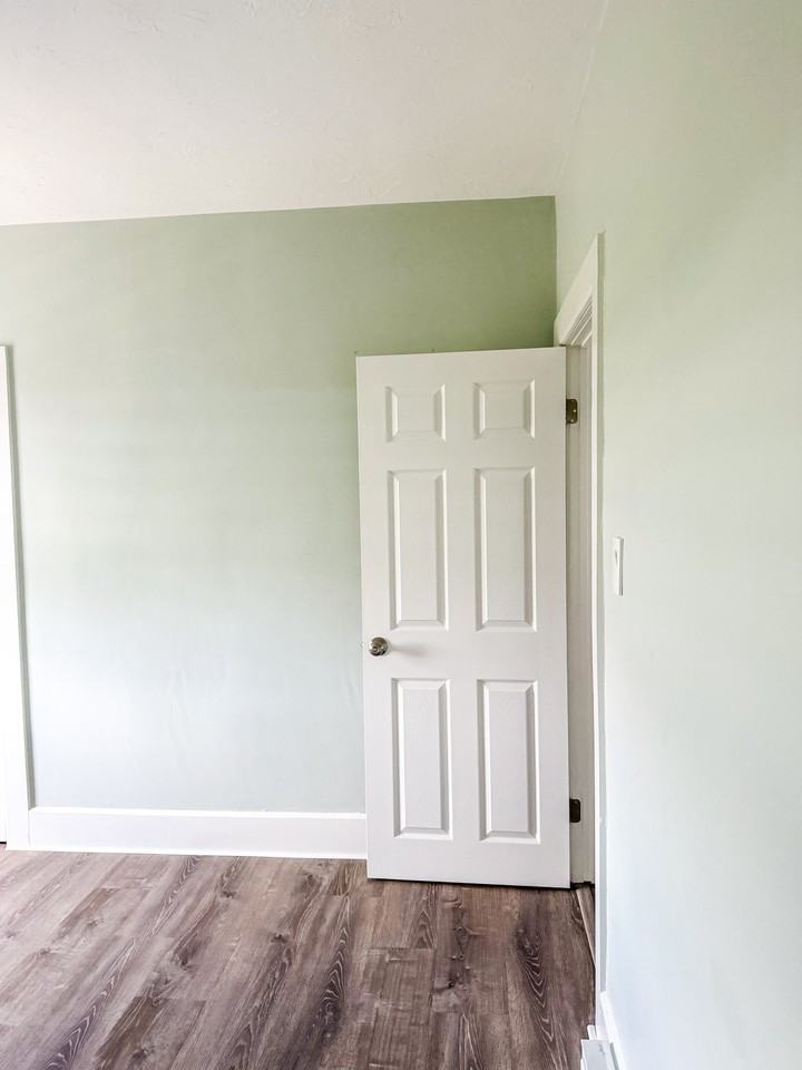 4 Fairbanks St #2 - Photo 6 of 23