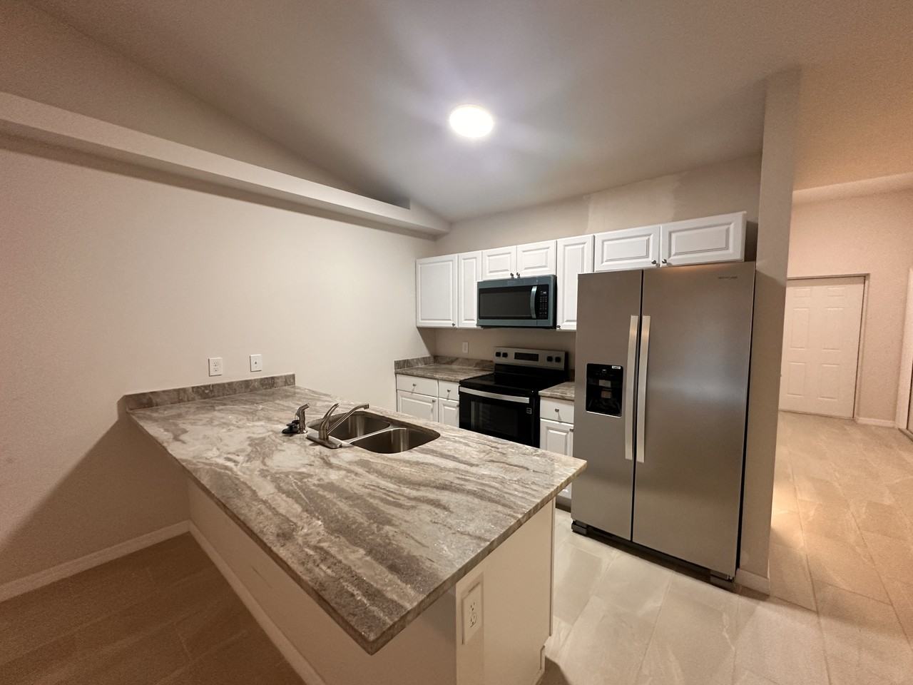 1006 Ne 15th Ln - Photo 2 of 22
