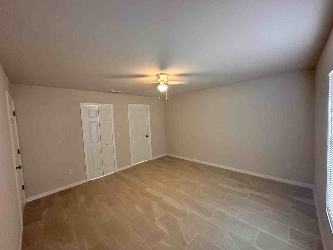 1006 Ne 15th Ln - Photo 6 of 22
