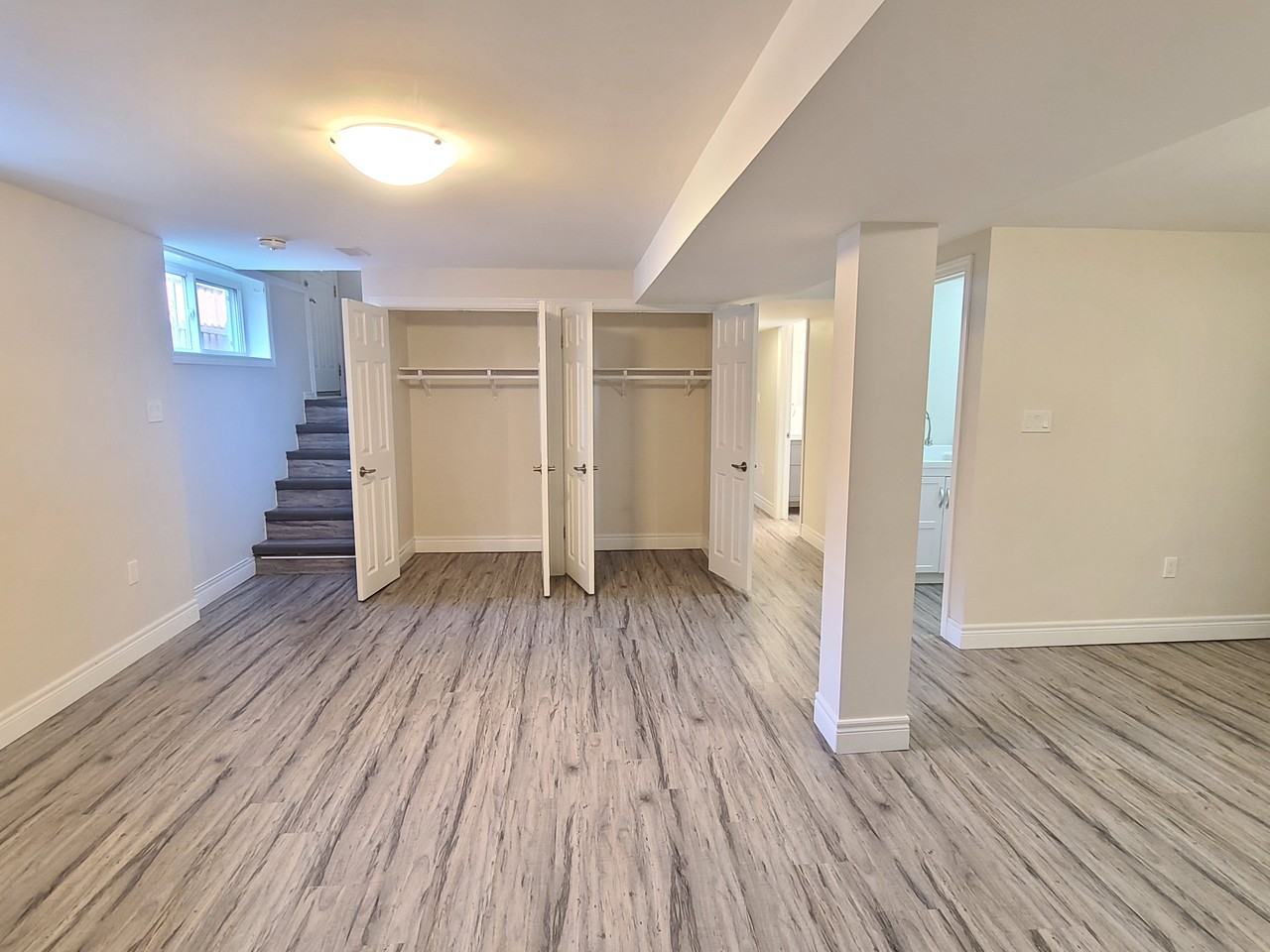 105 Ridge St - Photo 6 of 18