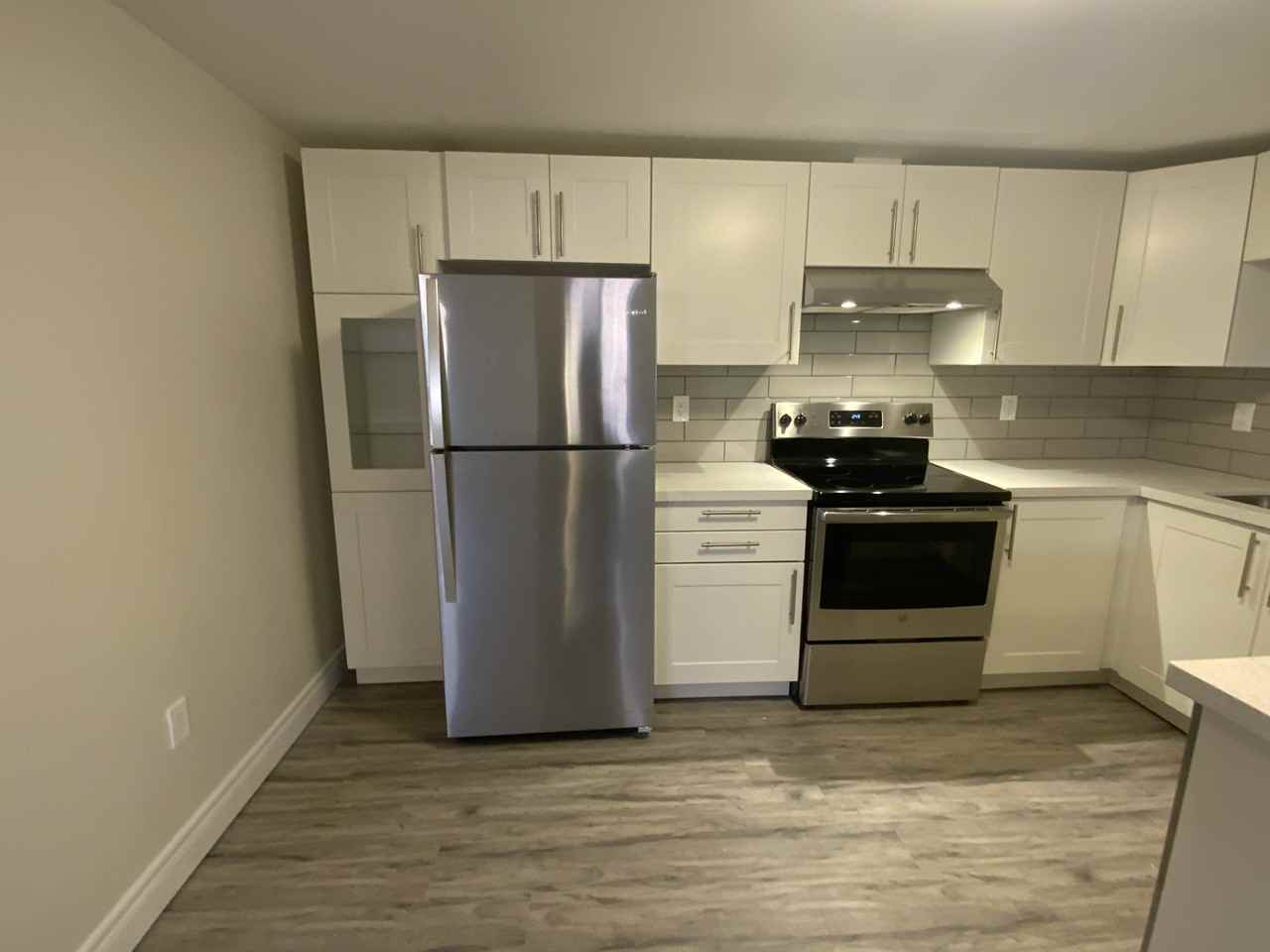 105 Ridge St - Photo 2 of 18