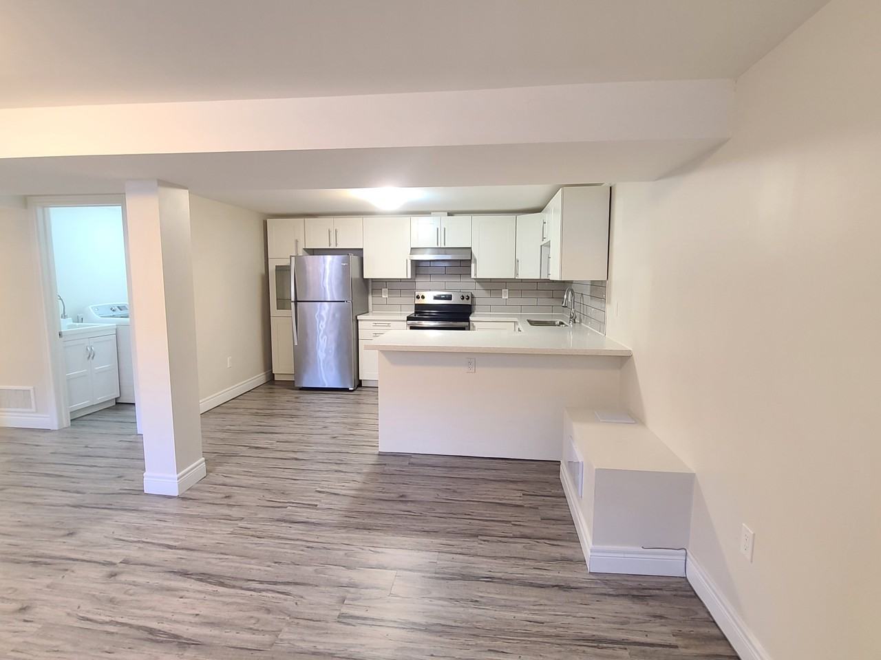 105 Ridge St - Photo 4 of 18