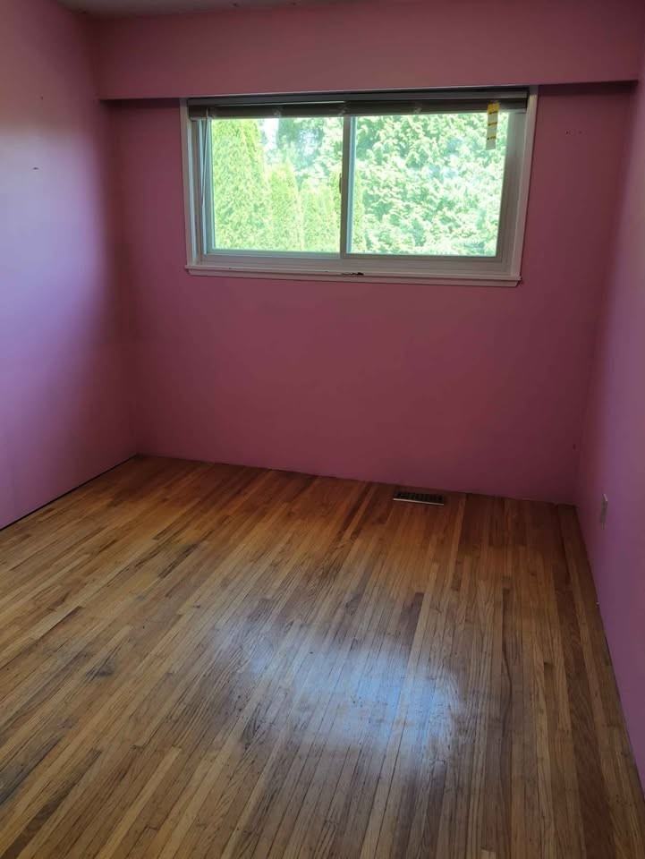 15873 Russell Avenue - Photo 7 of 10