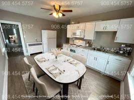 featured image of 720 Sigsbee Avenue #4