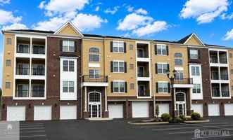 featured image of 835 Liberty Ct