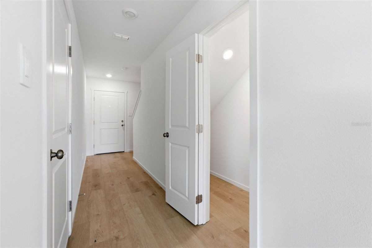 1557 Plank Pl - Photo 6 of 15