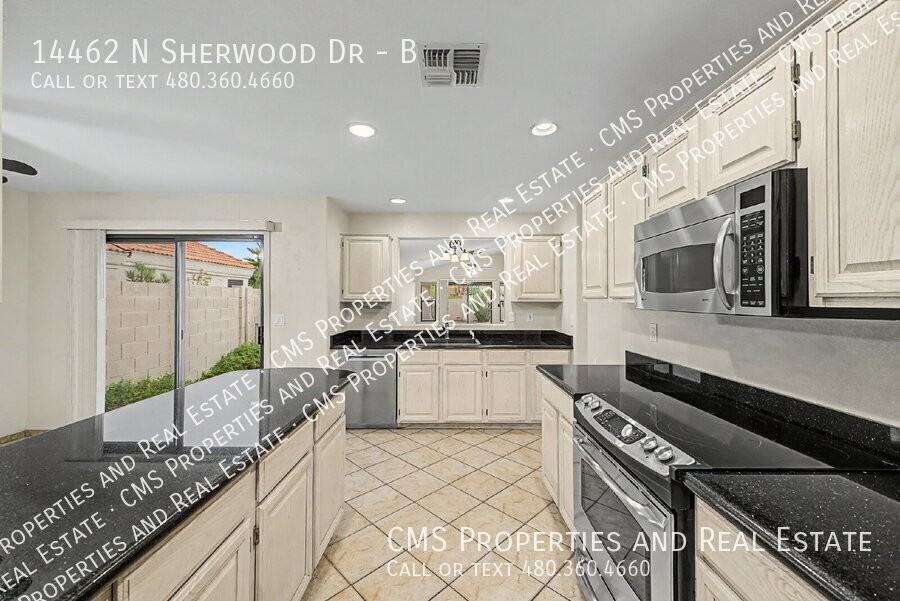 14462 N Sherwood Dr #B - Photo 5 of 30
