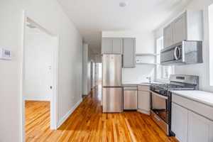 featured image of 1638 W 18th Pl #2R