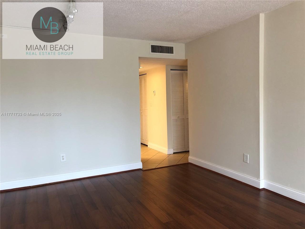 14301 Sw 88th St #309B - Photo 5 of 13