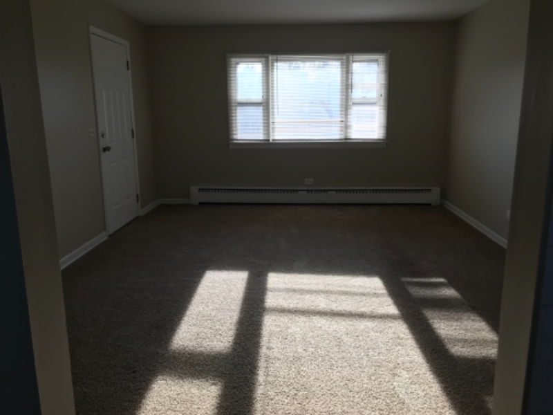 2618 W Cornelia Ave #20 - Photo 4 of 8