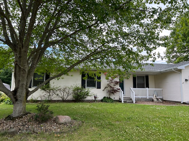 1100 Dani Ln - Photo 2 of 17
