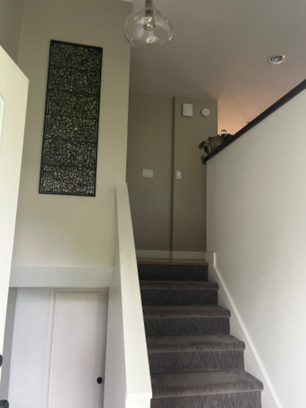 1546 Maple St - Photo 2 of 9