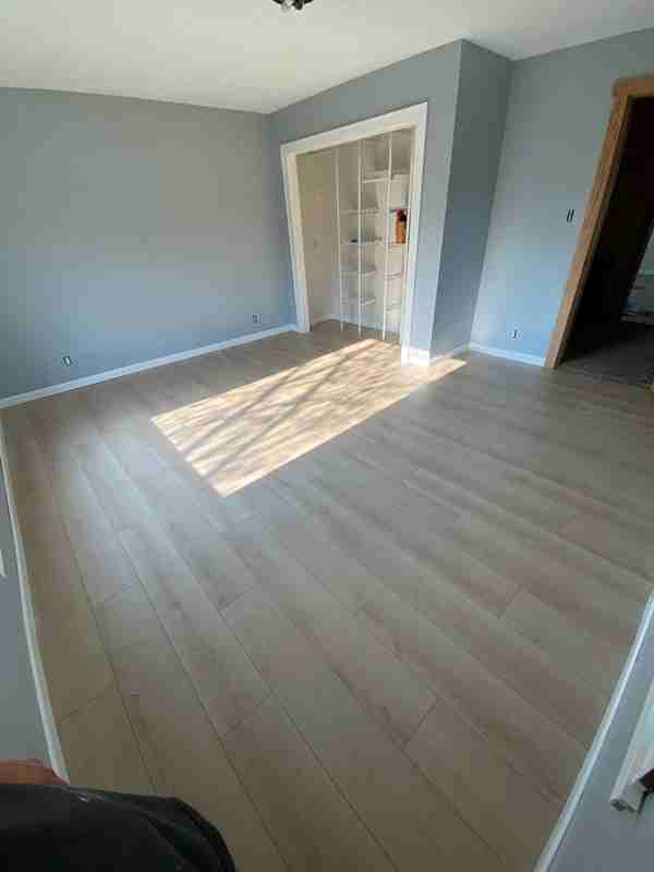 1703 Skyline Hts - Photo 2 of 15