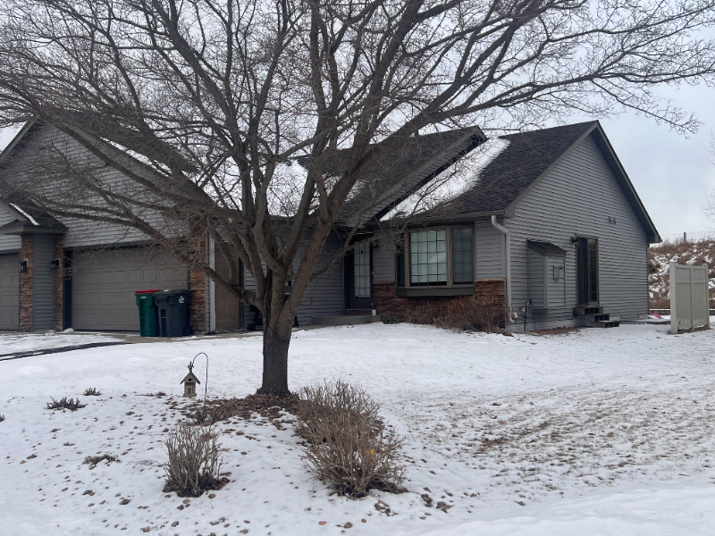 9 Meadowlark Dr - Photo 2 of 16