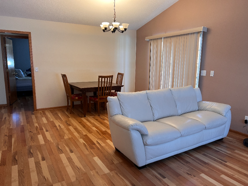 9 Meadowlark Dr - Photo 6 of 16