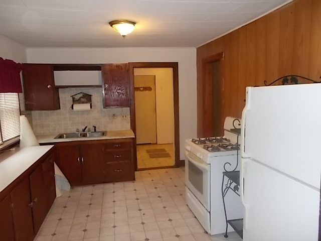 804 Thurman St - Photo 2 of 8