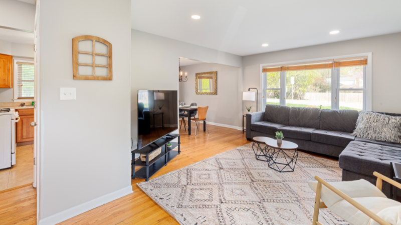 1421 N Washington St - Photo 3 of 16