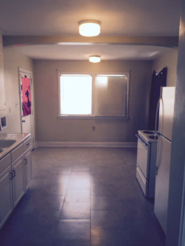 1037 6th St W #3 - Photo 2 of 11