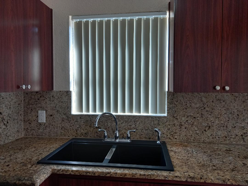 16 Avenue West - Photo 2 of 32