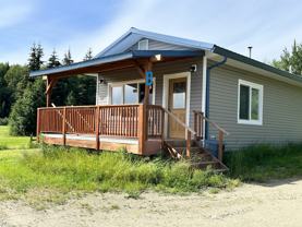 690 El Rancho Dr #B - Photo 1 of 1