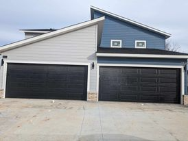 1506 Sw Casuarina Dr #2 - Photo 3 of 18