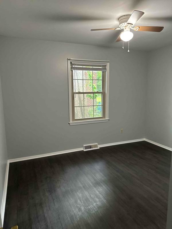 1310 Queens Rd #A - Photo 7 of 14