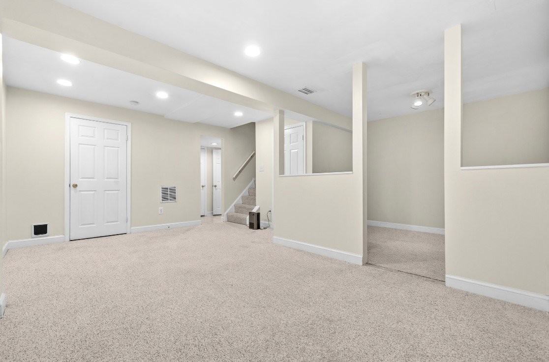 6016 Rockton Ct - Photo 2 of 6
