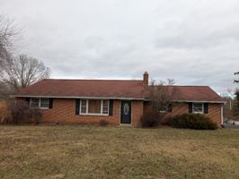 featured image of 2039 Pine Dr