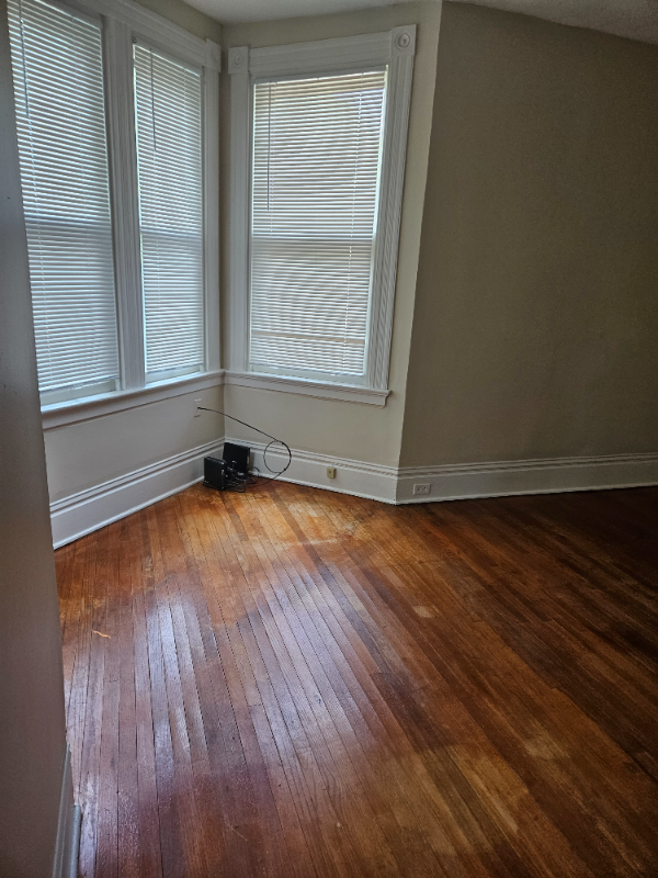 603 Tingley Ave #2 - Photo 3 of 7