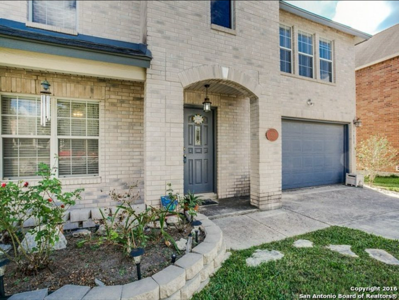 7630 Avery Rd - Photo 2 of 9