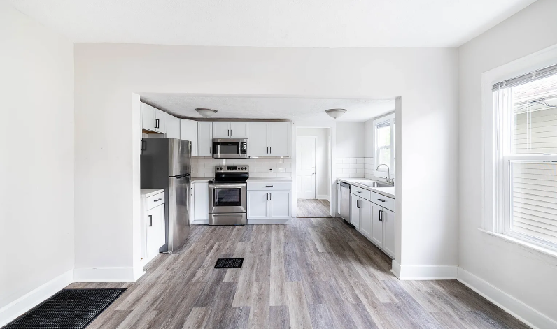 450 N Kealing Ave - Photo 5 of 15