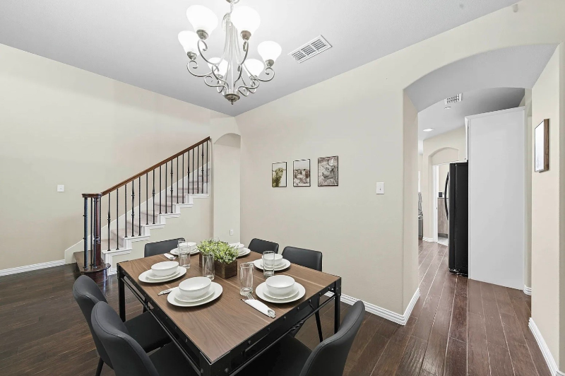374 Hamilton St - Photo 6 of 19