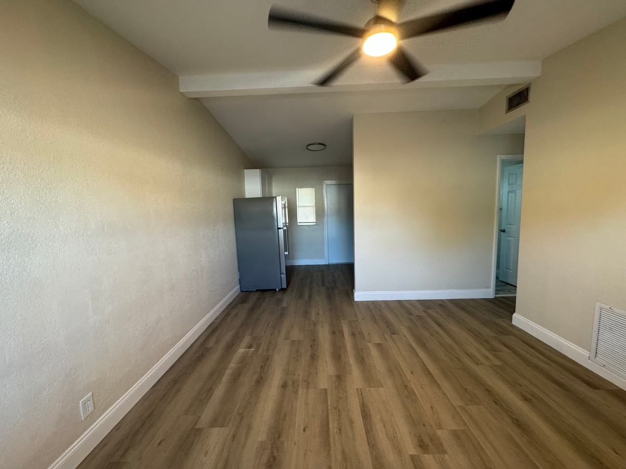 207 Nw 5th Ave #209 - Photo 4 of 28