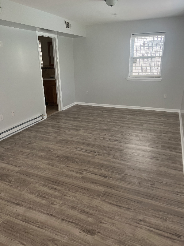 30 Gillette Pl #1 - Photo 6 of 11