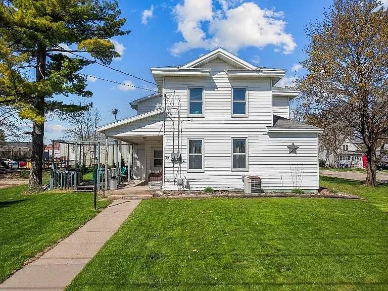 225 Prospect St - Photo 2 of 13