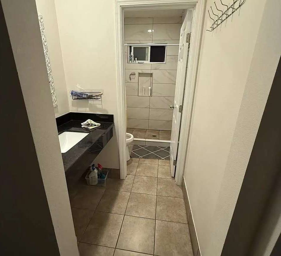 119 S Curtis Ave - Photo 2 of 2