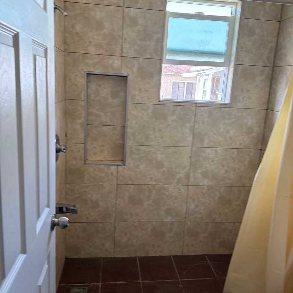 1325 S Fremont Ave - Photo 4 of 5