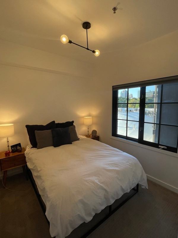 228 E St - Photo 5 of 8