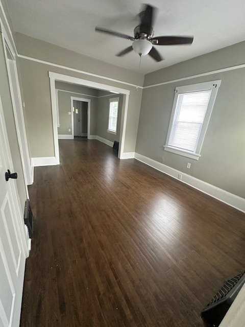 308 W Scott St - Photo 2 of 19