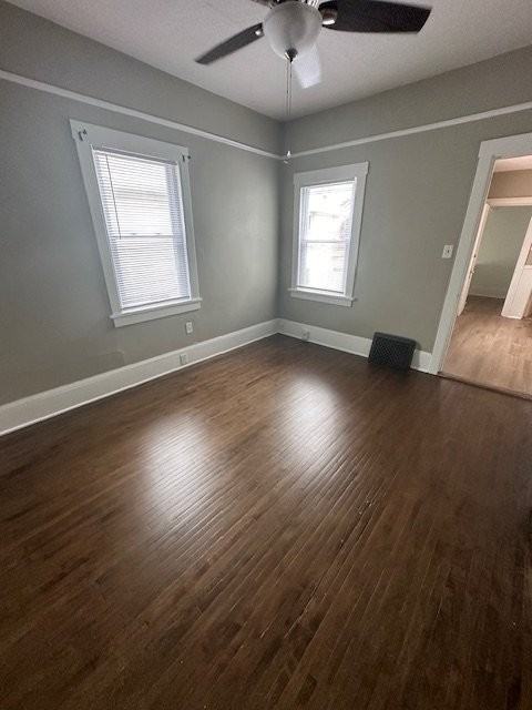 308 W Scott St - Photo 4 of 19