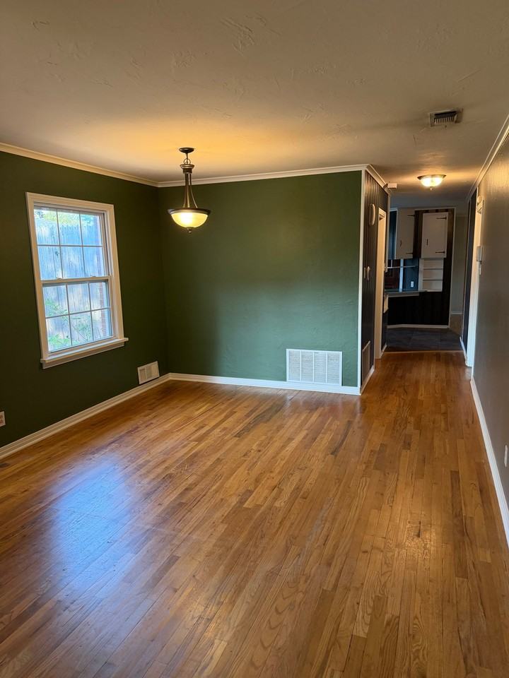 2203 S Ong St - Photo 2 of 19