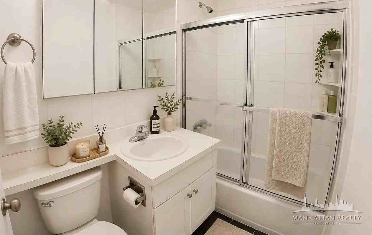 97 3rd Ave #4F - Photo 2 of 4