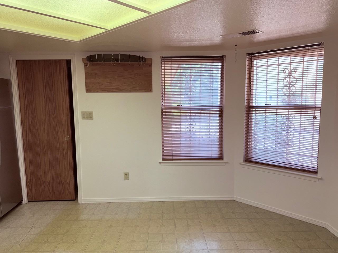 5516 Cochiti Ct Nw - Photo 4 of 20