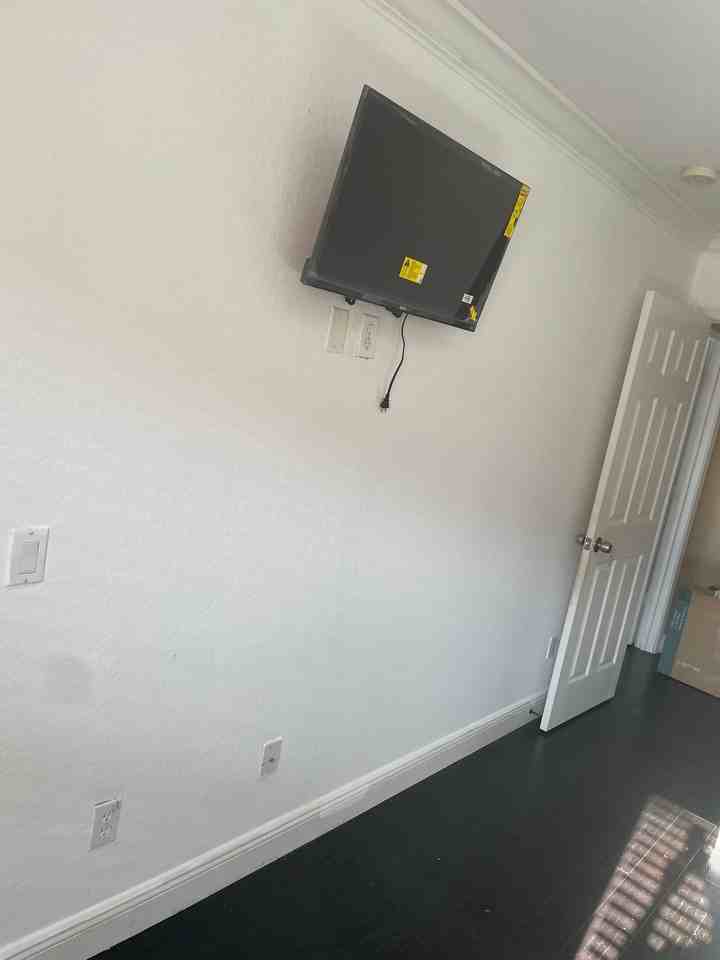 5791 Gypsum Pl #2ROOMS - Photo 3 of 8