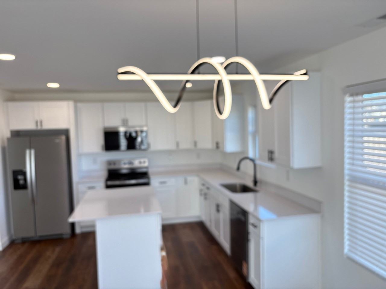 110 Hobson St - Photo 5 of 19